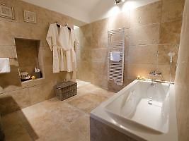 Le Chateau Des Cinq Cantons Hotell Carpentras Exteriör bild