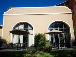 Le Chateau Des Cinq Cantons Hotell Carpentras Exteriör bild