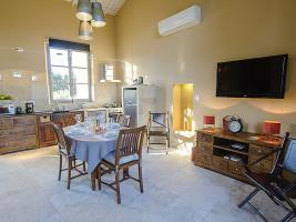 Le Chateau Des Cinq Cantons Hotell Carpentras Exteriör bild